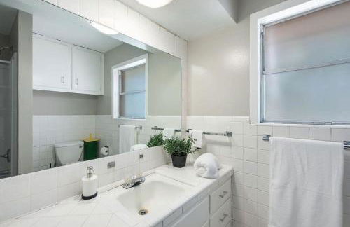 Piney Woods I Ping Pong I By SHSU I TV I Sleeps 11 - Foto 10