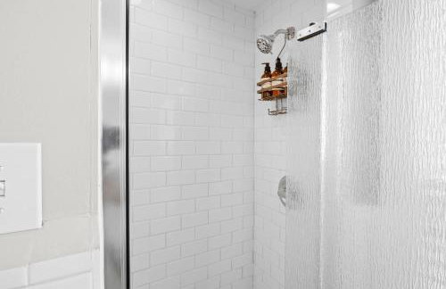 Charming Studio Stay in Vibrant Highlands Area - Foto 19