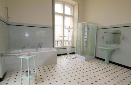 Private Castle with Park - Château Guillermo - Foto 2