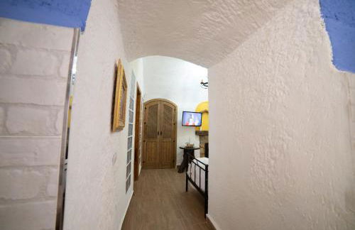 Cueva El Cortijo Gachas - Photo 74