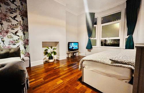 Rest Boutique Willesden - Foto 20