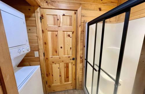 2 bed Cabin HOT TUB close to Helen #16 - Photo 15