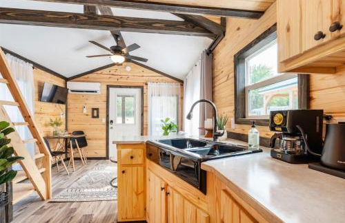 3 Bearly Working Luxury Tiny House Firepit Mins to Lake Guntersville - Foto 25