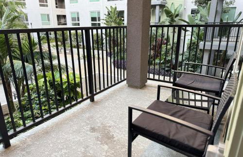 Luxe Deco Haven with Pool, Gym & Parking Close to Disneyland - Foto 70