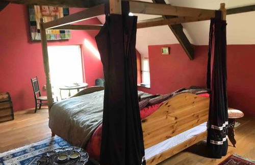 Ysgubor y Tanybryn The barn with a view and a spa. - Photo 17