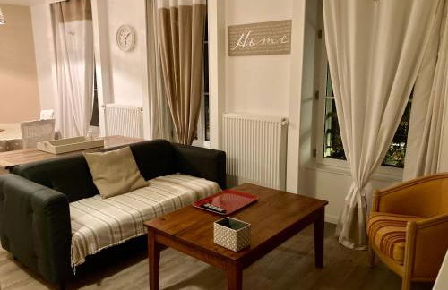 La maison Virginie appartements de 1 à 5 pers cosy central parking gratuit linge fibre proximité port lac canal piscine - Photo 13