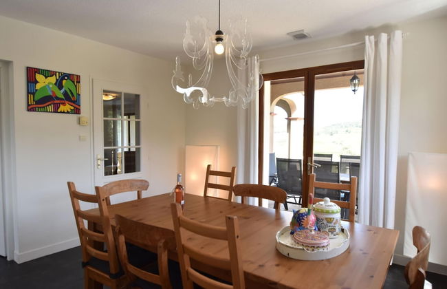 Villa With Heated Pool, Jacuzzi, Sports Field and Stunning Views - Photo 60