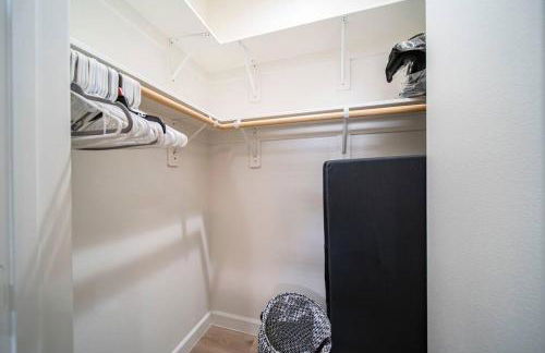 Incredible Value for 12 guests, New 3BR Home by Disneyland, Knott's, Beach - Foto 17