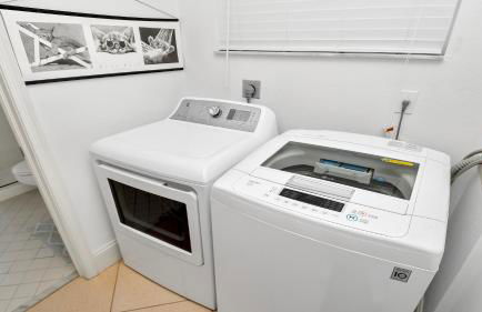 Altaira - Top Location Lake View Pool Spa4 Bed - Photo 32