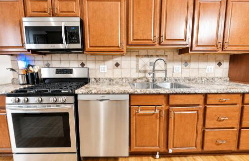 The Heights Haven, Spacious 6 Bedrooms Townhouse with Patio - Foto 7