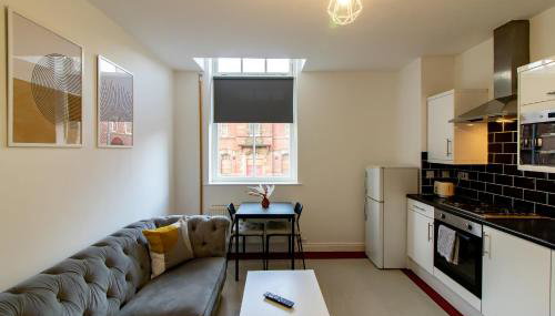 Great offers on Long Stays!! LaLuNa Apartments - Foto 4