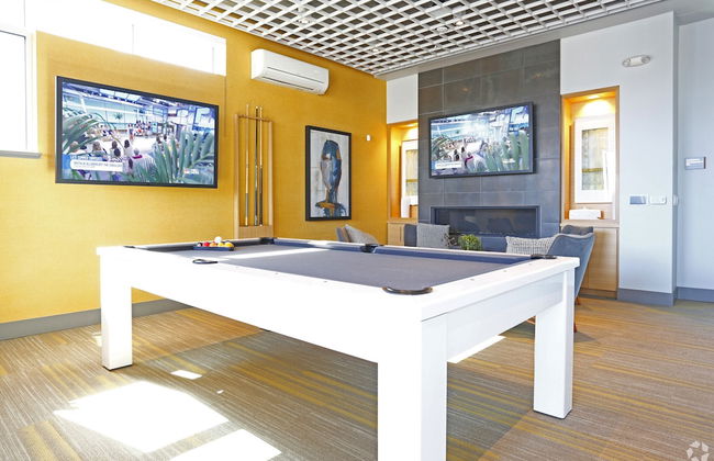 Elan Menlo - Photo 18