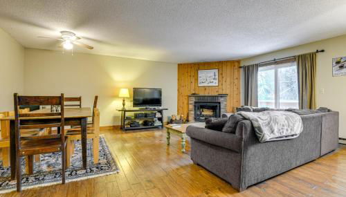 Less Than 1 Mi to Mt Snow Charming Condo with Fireplace - Foto 5