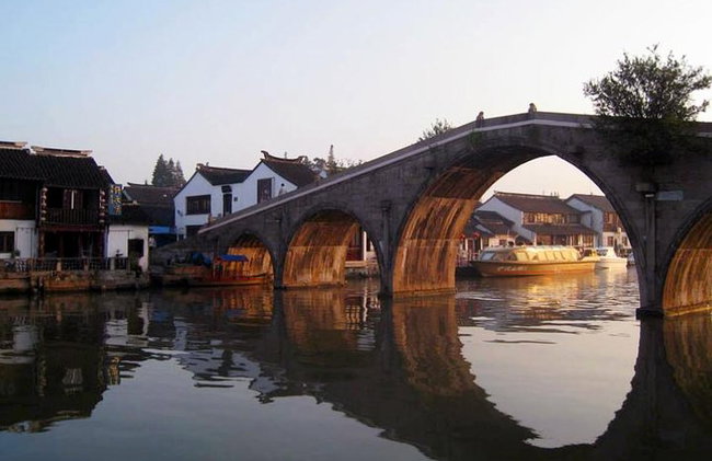 Tour di un giorno al villaggio acquatico Zhujiajiao e Seven Treasure Town da Shanghai - Foto 2
