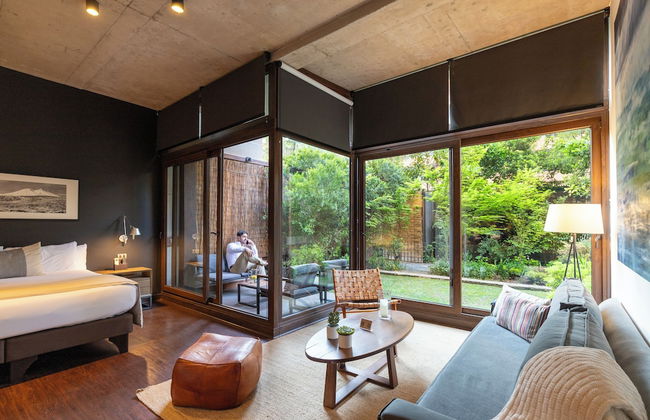 The Place - Photo 17