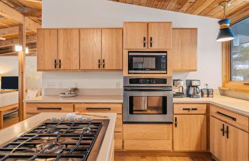 Midcentury home, private beach. large great room - Foto 28