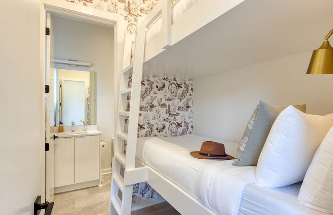 The Stage by Avantstay Chic 4bdr w Covered Balcony Modern Newly Built - Photo 30