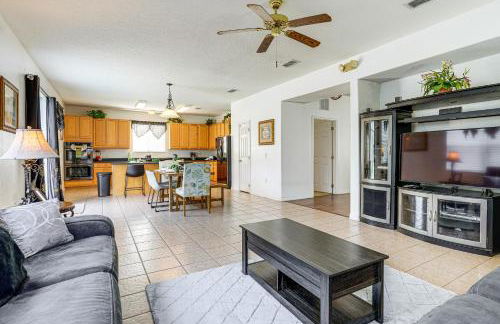 Near Disney and Golf Pet-Friendly Davenport Home! - Foto 3