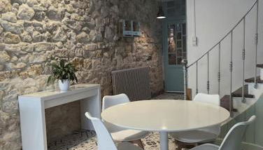 à 5mn de la réserve Africaine, charmante maison de village avec patio - Foto 2