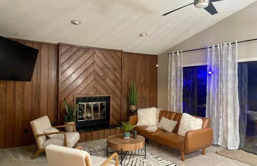 Charming Condo Near WFU and Hospitals, Full Kitchen, Strong WiFi, In-Unit Laundry - Foto 1