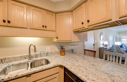 Emerald Isle Vacation Rental with Resort Pool! - Foto 11