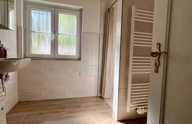 Ruhiges Ferienhaus direkt am Wald - Foto 8