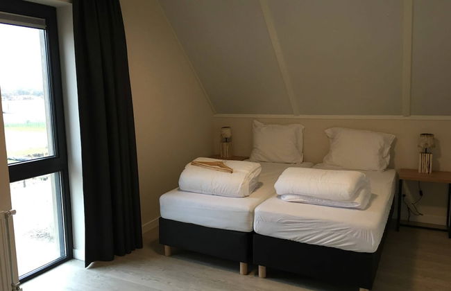 Villa in Bergen op Zoom With Luxury Interiors - Foto 3