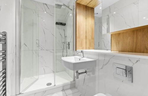 Luxury Apartment in Chelmsford Bond Street with Sky TV, Movies & Netflix - Foto 10