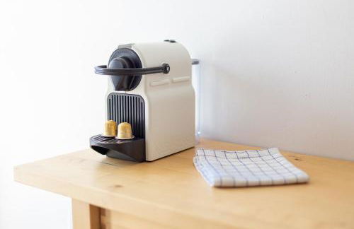 4 min walk to Metro, 60m², renovated, La Défense - Photo 11