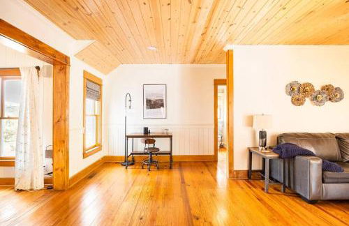 Golden Acres Ranch Hot Tub+Gameroom+Creek & wifi - Foto 50