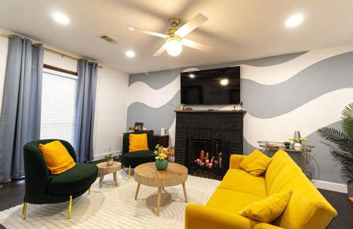 Private home with Hot Tub & Mini Golf & Fun Vibes near downtown Houston - Foto 19