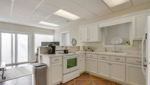 On-Site Lake Access Serene Waterloo Getaway - Foto 5