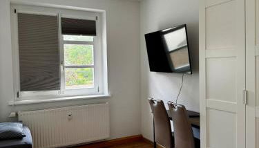 Premium Quartier - Modernes Apartment, 2 Schlafzimmer, WLAN, Parken, Küche - Foto 5