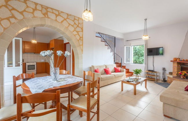 Villa Giannis Large Private Pool Walk to Beach A C Wifi Car Not Required Eco-friendly - 2088 - Foto 35