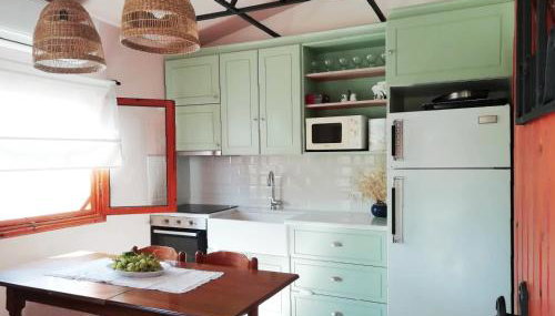 ΕΞΟΧΙΚΗ ΚΑΤΟΙΚΙΑ ΜΕ ΑΥΛΗ - Foto 1