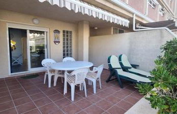 Planta baja con piscina a tres min de la playa - Foto 11