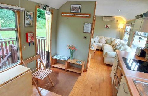 Carriage 2 - Coalport Station Holidays - Foto 7