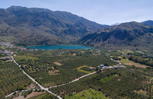 Elinor Villa - Nature Retreat amidst Mountains & Lake by etouri - Foto 5