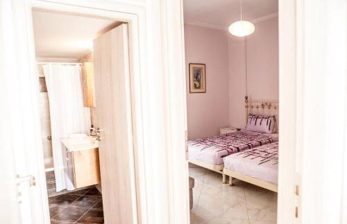 Plagia's Sunset Apartments - Photo 15