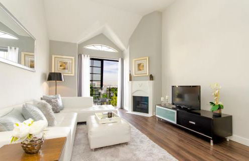 Designer Penthouse 2 Bedroom with Balcony Beverly Hills Adjacent - Foto 67