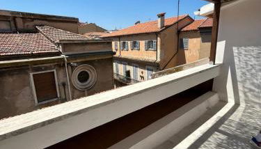 Isabel Apartment - Photo 2