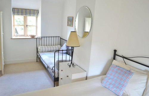 Hampton Wafre Cottage - Photo 11