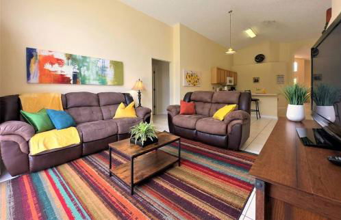 Restful 4BR 3BA with BBQ, Heated Pool & SPA - Foto 6