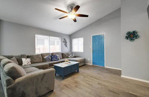 Modern 4 Bedroom Home in Cedar Park - Foto 2