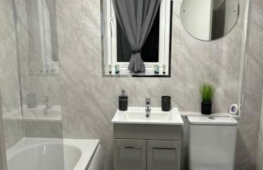 Lingfield House - Spacious 3 Bed Home From Home in Burton - Foto 12