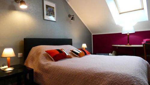 Escapade Paisible: Gîte pour 8 à Saint-Hilaire-sur-Yerre, Jardin Clos, Proche Chateaudun et Chartres - FR-1-581-131 - Foto 4