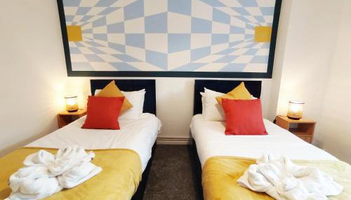 Modern 2 BR Apartment near Town - Foto 2