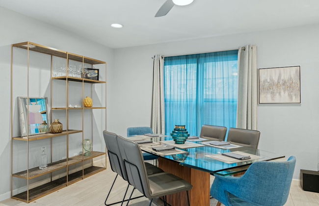 Majestic Teal Haven - Foto 8