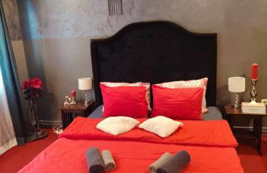 Skitnica Red door - Photo 1