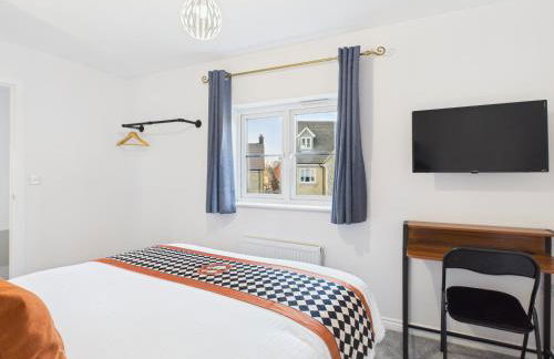 Desert Orchid by Signature Stays - Racecourse - Parking - 5-Bed - Photo 15